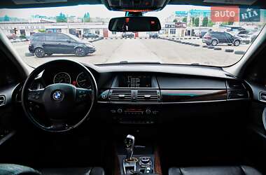 Позашляховик / Кросовер BMW X5 2012 в 