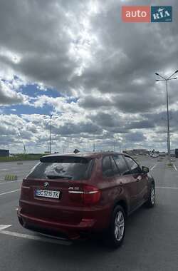 Позашляховик / Кросовер BMW X5 2010 в 
