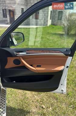 Позашляховик / Кросовер BMW X5 2009 в 