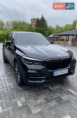 Внедорожник / Кроссовер BMW X5 2019 в Немирове