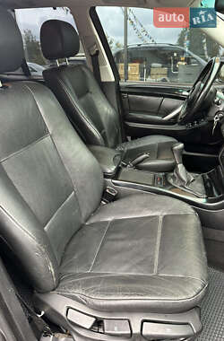 Внедорожник / Кроссовер BMW X5 2004 в 
