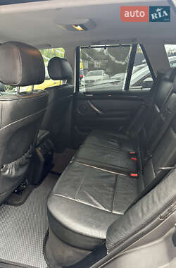 Внедорожник / Кроссовер BMW X5 2004 в 