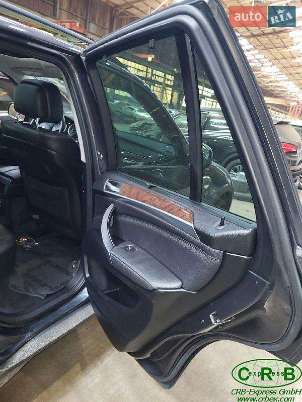 Внедорожник / Кроссовер BMW X5 2011 в Каменец-Подольском