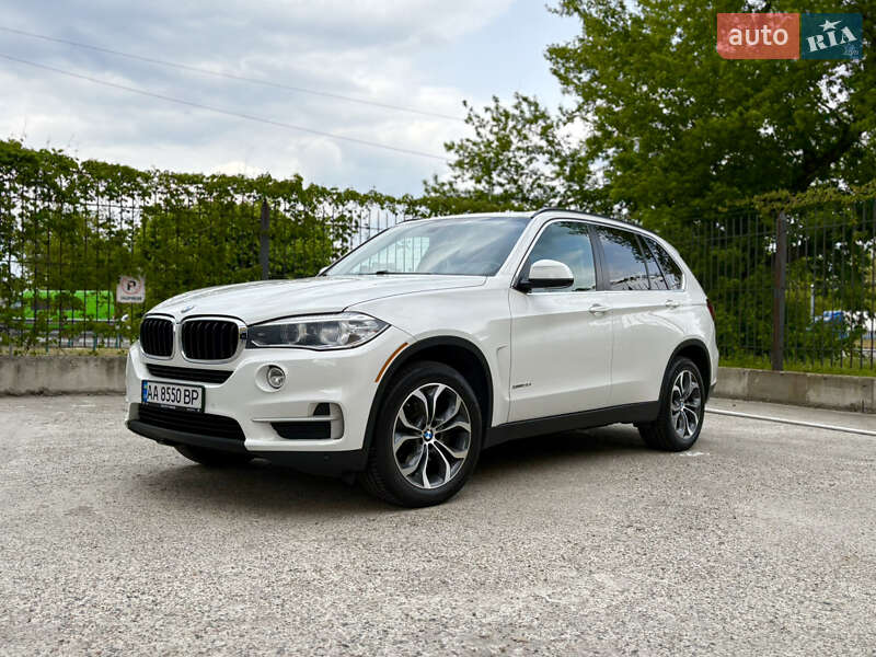 Внедорожник / Кроссовер BMW X5 2015 в 