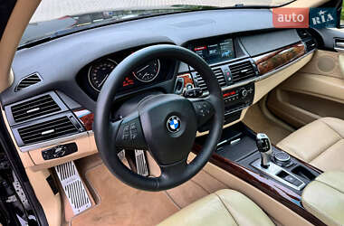 Внедорожник / Кроссовер BMW X5 2007 в 