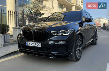 Позашляховик / Кросовер BMW X5 2020 в 