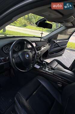 Позашляховик / Кросовер BMW X5 2010 в 