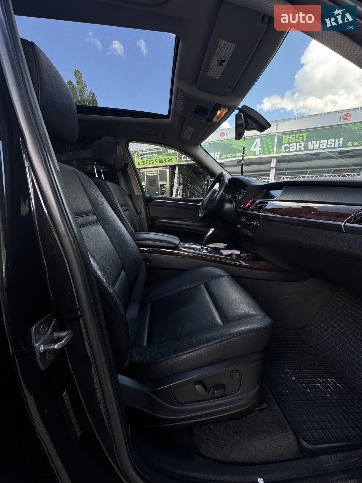 2010 BMW X5 - мініатюра 16