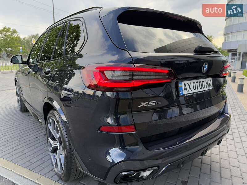 Внедорожник / Кроссовер BMW X5 2022 в Харькове