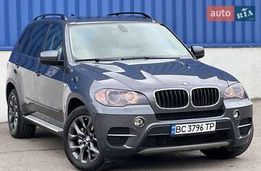 Позашляховик / Кросовер BMW X5 2010 в 