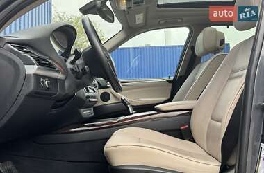 Позашляховик / Кросовер BMW X5 2010 в 