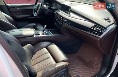 Позашляховик / Кросовер BMW X5 2015 в 