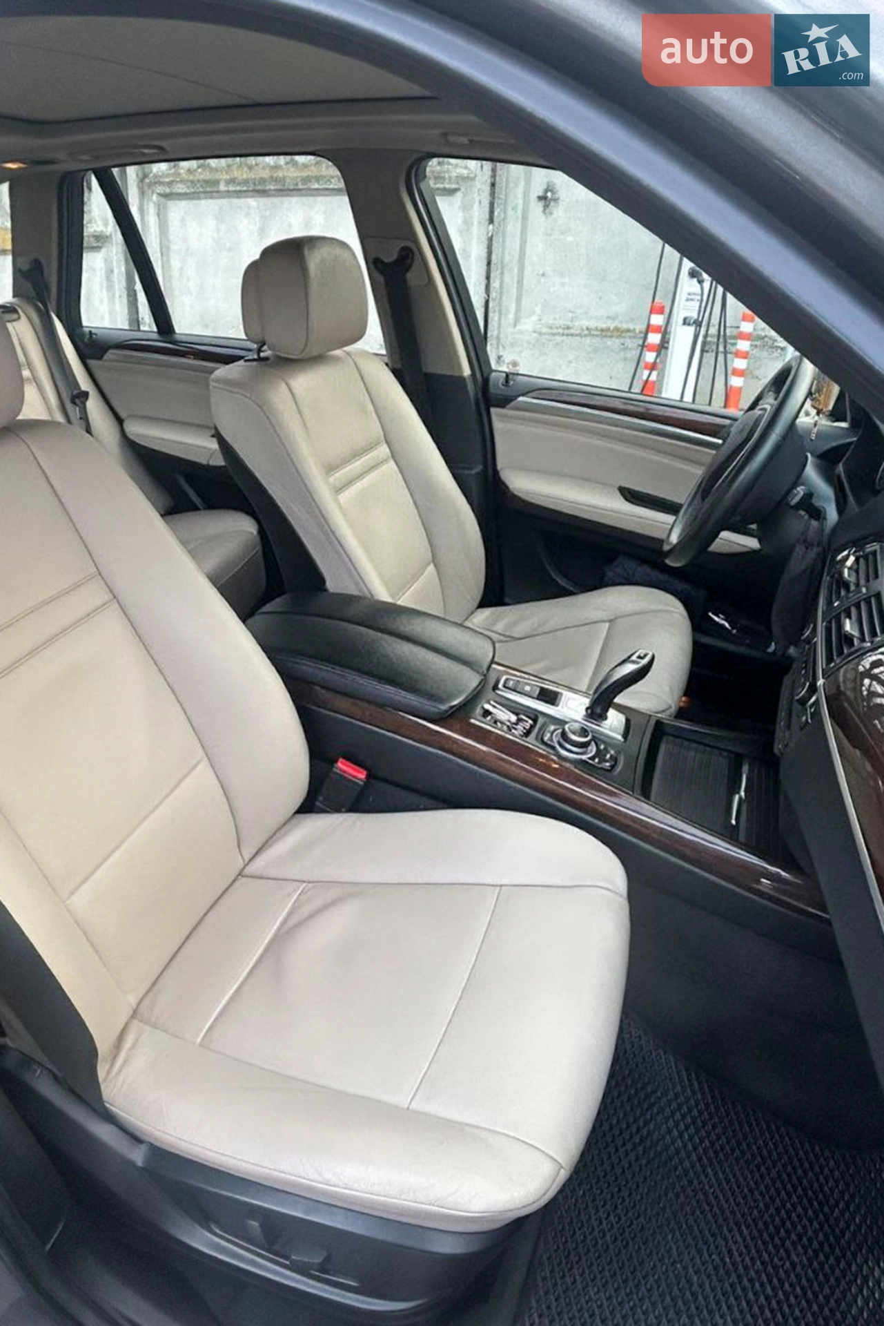 2011 BMW X5 - мініатюра 8