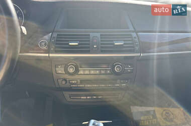 Внедорожник / Кроссовер BMW X5 2011 в 