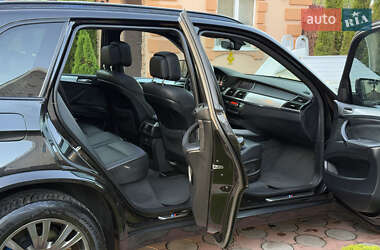 Внедорожник / Кроссовер BMW X5 2010 в 