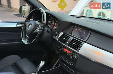Внедорожник / Кроссовер BMW X5 2010 в 