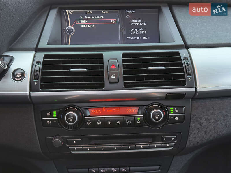 Внедорожник / Кроссовер BMW X5 2010 в Вараше