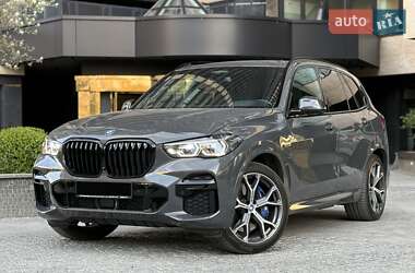 Внедорожник / Кроссовер BMW X5 2022 в Киеве