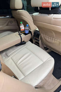 Внедорожник / Кроссовер BMW X5 2008 в 