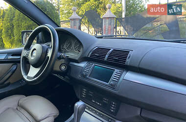 Внедорожник / Кроссовер BMW X5 2006 в 