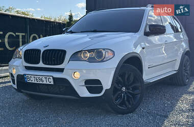 Позашляховик / Кросовер BMW X5 2010 в 