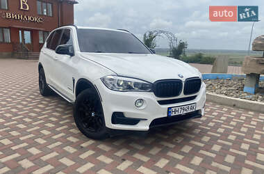 Позашляховик / Кросовер BMW X5 2014 в Татарбунарах