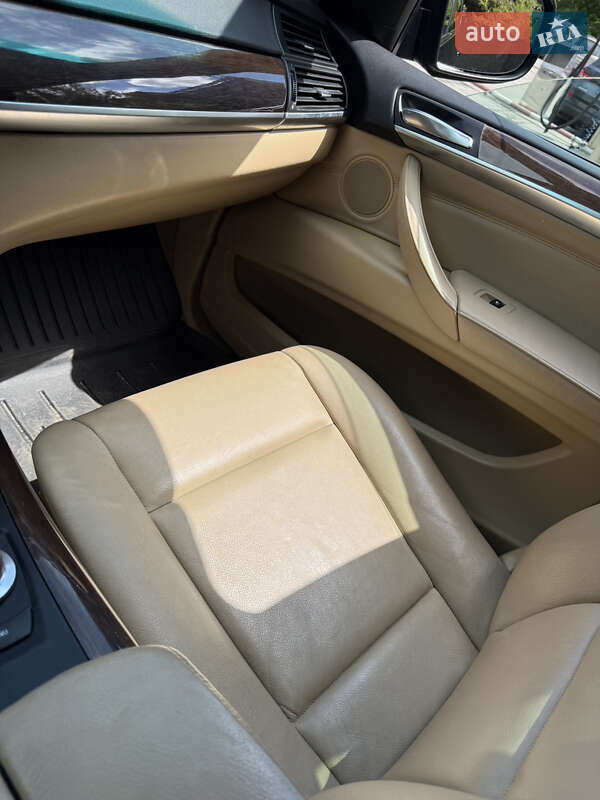 Позашляховик / Кросовер BMW X5 2007 в Львові