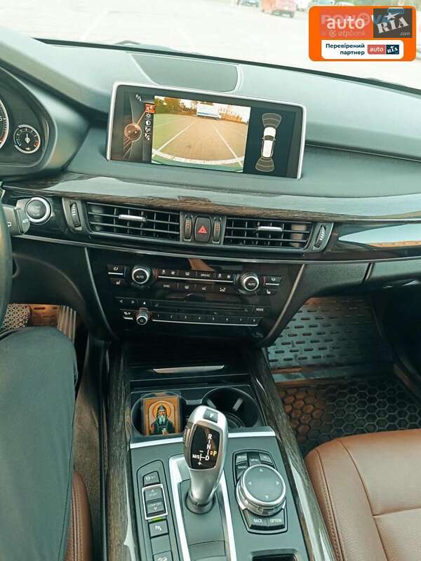 Внедорожник / Кроссовер BMW X5 2015 в Чернигове