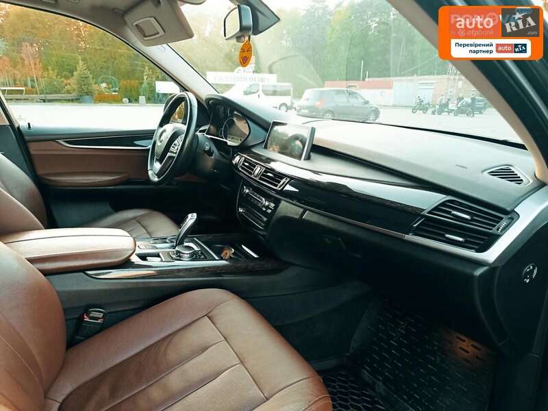 Внедорожник / Кроссовер BMW X5 2015 в Чернигове