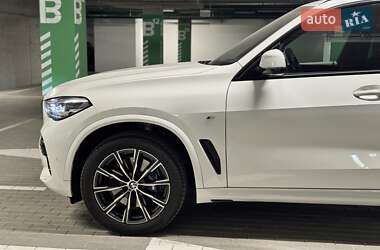 Внедорожник / Кроссовер BMW X5 2022 в 