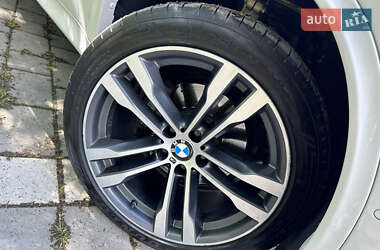 Позашляховик / Кросовер BMW X5 2014 в 