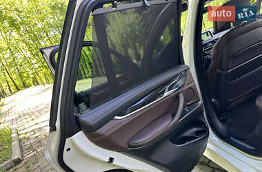 Позашляховик / Кросовер BMW X5 2014 в 