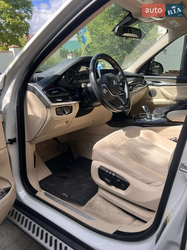 Позашляховик / Кросовер BMW X5 2014 в Львові