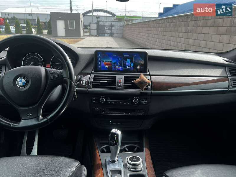 Внедорожник / Кроссовер BMW X5 2010 в Житомире