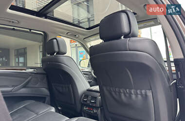Внедорожник / Кроссовер BMW X5 2012 в 