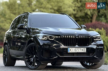 Позашляховик / Кросовер BMW X5 2021 в 
