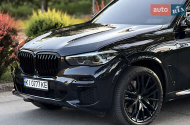 Позашляховик / Кросовер BMW X5 2021 в 