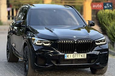 Позашляховик / Кросовер BMW X5 2021 в 