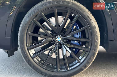 Позашляховик / Кросовер BMW X5 2021 в 