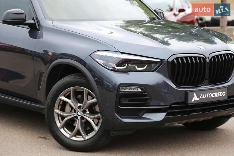 Внедорожник / Кроссовер BMW X5 2019 в Киеве