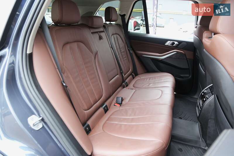 Внедорожник / Кроссовер BMW X5 2019 в Киеве