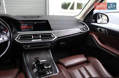 Внедорожник / Кроссовер BMW X5 2019 в 