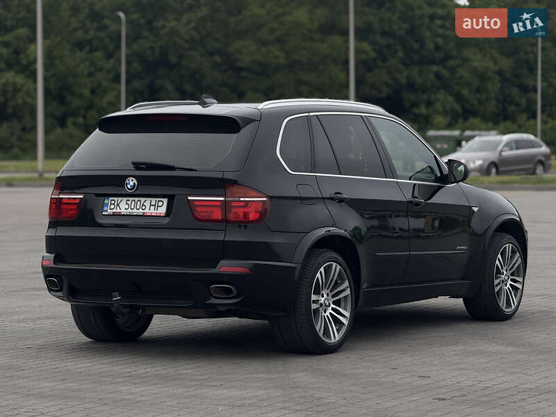 Внедорожник / Кроссовер BMW X5 2011 в Радивилове