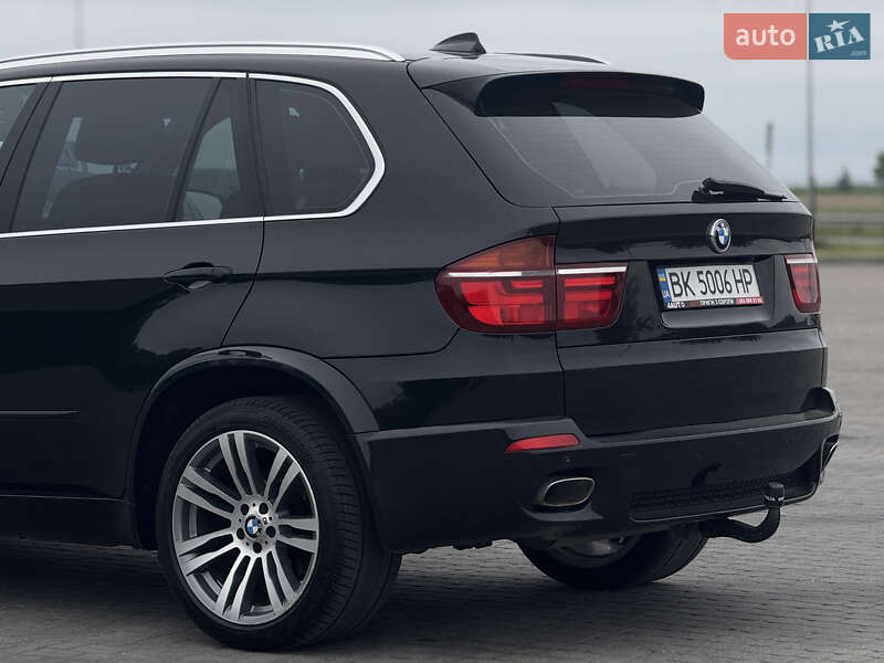 Внедорожник / Кроссовер BMW X5 2011 в Радивилове