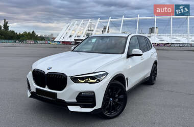 Позашляховик / Кросовер BMW X5 2018 в Києві