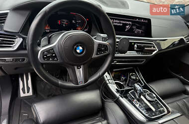 Позашляховик / Кросовер BMW X5 2018 в 