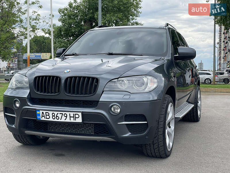 Внедорожник / Кроссовер BMW X5 2010 в 