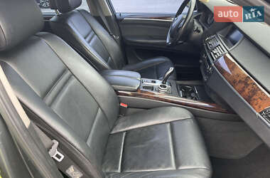 Внедорожник / Кроссовер BMW X5 2010 в 