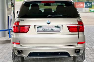 Внедорожник / Кроссовер BMW X5 2011 в 