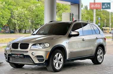 Внедорожник / Кроссовер BMW X5 2011 в 